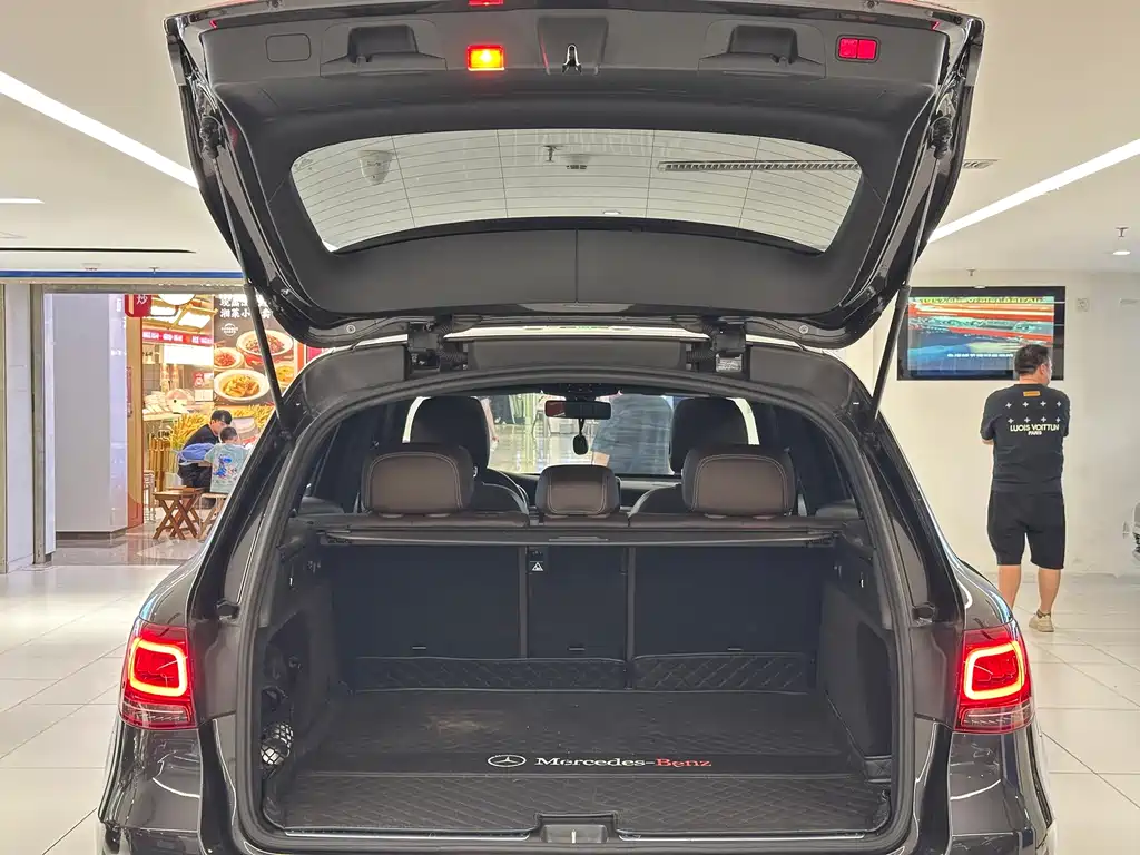 Mercedes-Benz GLC — миниатюра 8