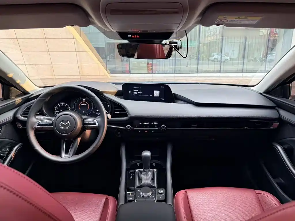 Mazda 3 Axela — миниатюра 18