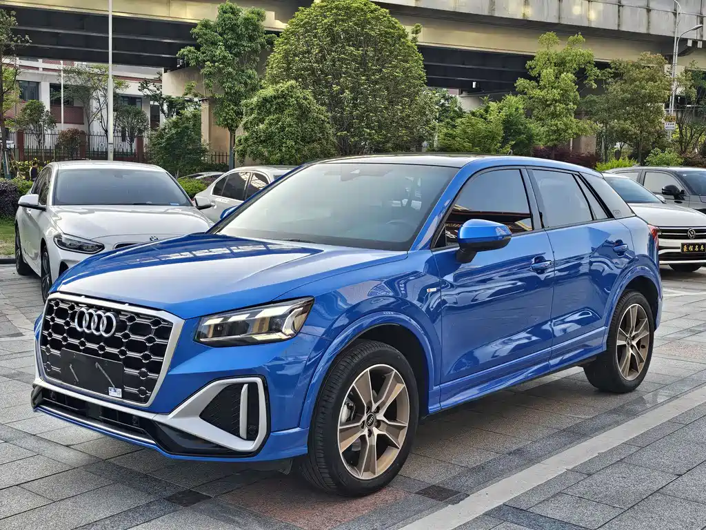 Audi Q2L 2022