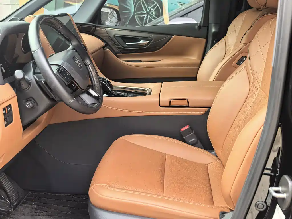 Toyota Vellfire — миниатюра 4