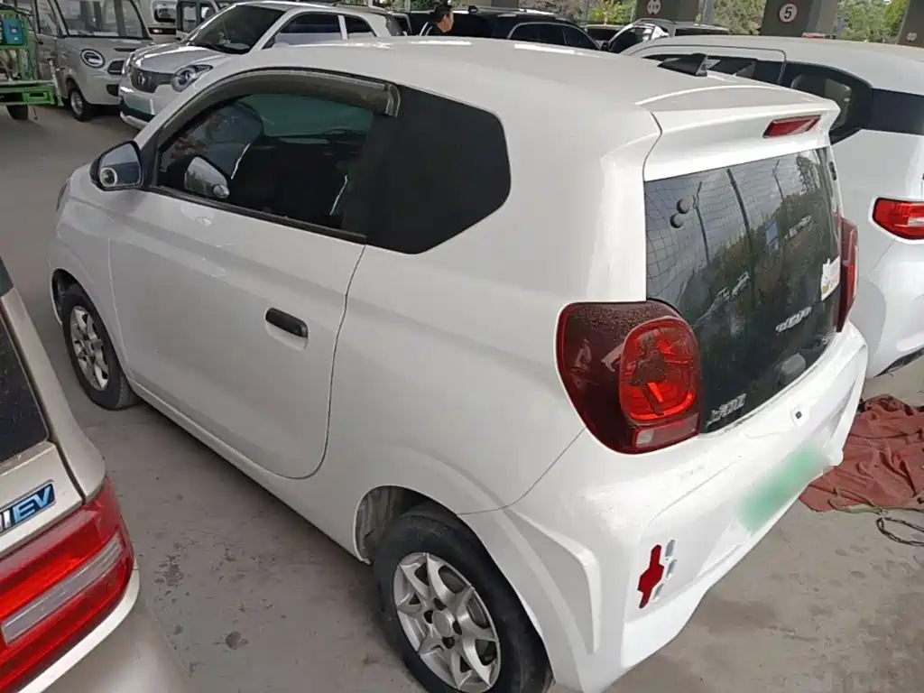 Roewe Clever — миниатюра 5