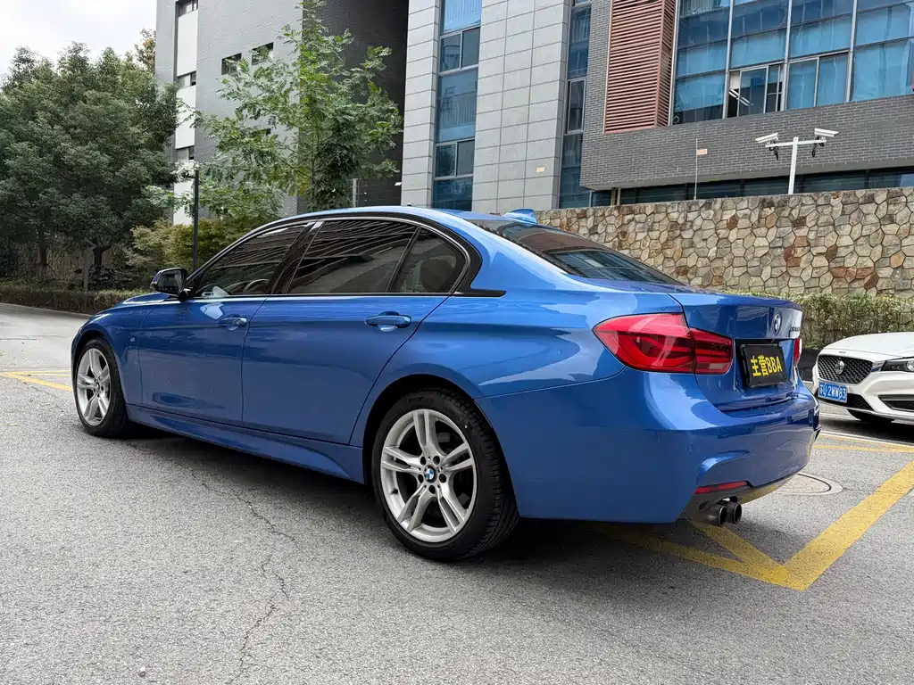 BMW 3 Series — миниатюра 13
