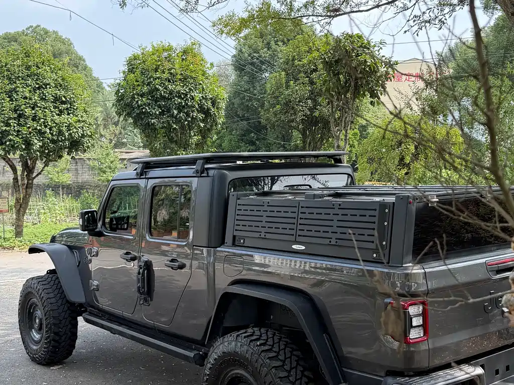 Jeep Gladiator — миниатюра 9