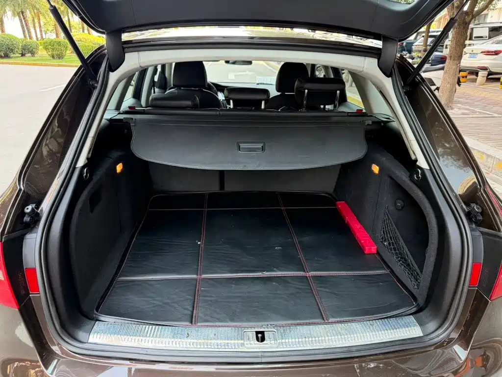 Audi A4 (Import) — миниатюра 9
