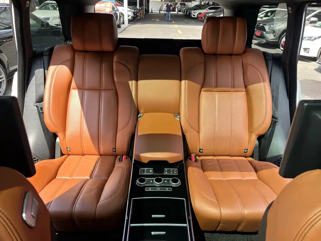 Land Rover Range Rover — миниатюра 11