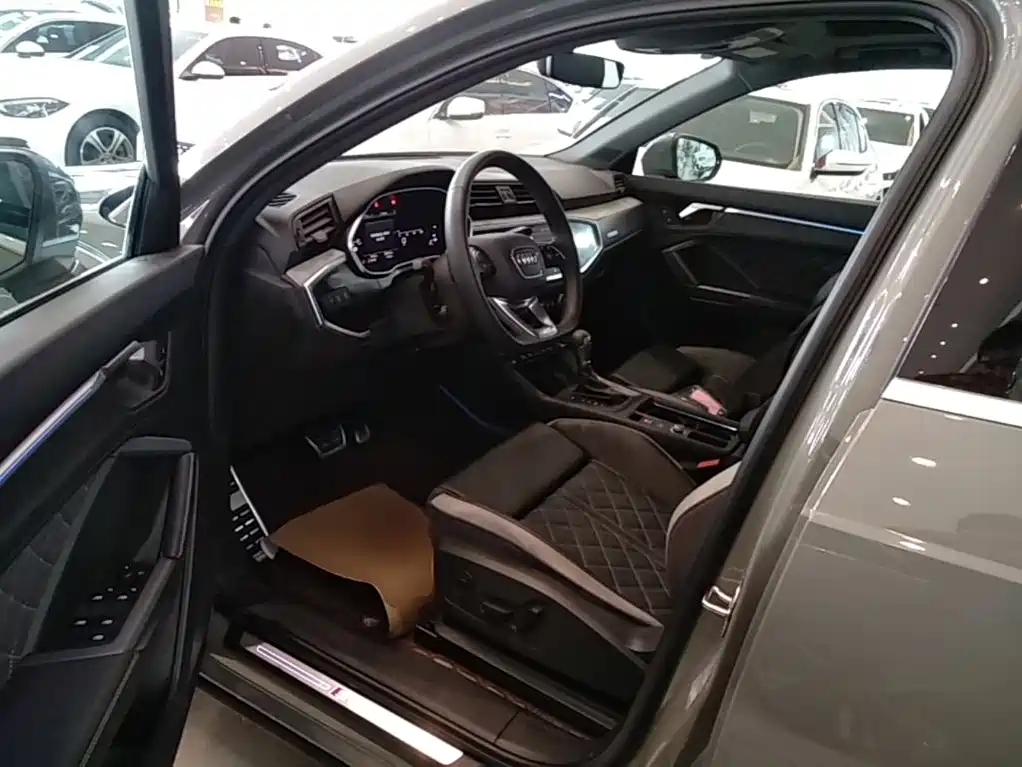 Audi Q3 — миниатюра 16