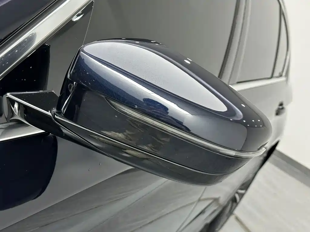 BMW 5 Series — миниатюра 22