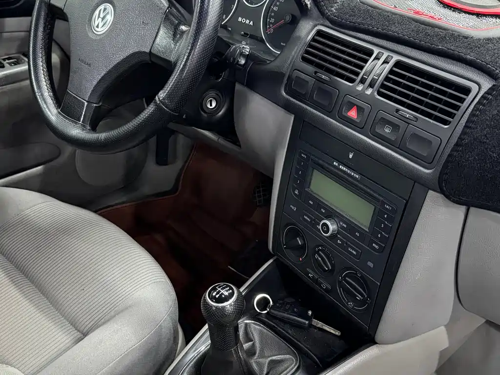 Volkswagen Bora — миниатюра 13