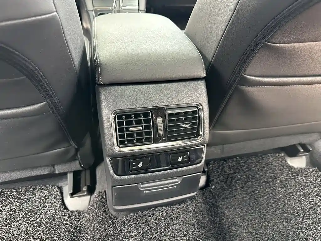 Subaru Legacy — миниатюра 17