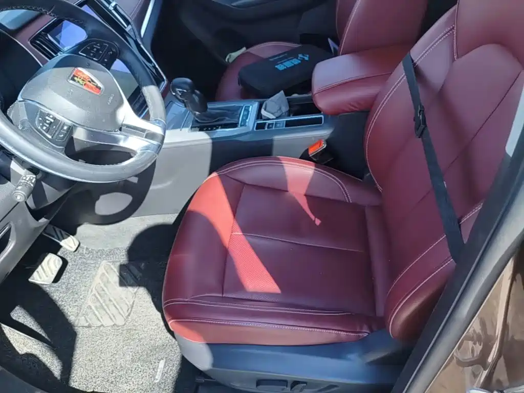 Roewe RX5 — миниатюра 15