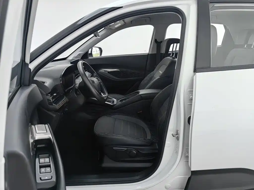 Baojun RS-3 — миниатюра 10