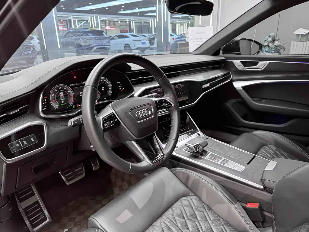 Audi A6L — миниатюра 5