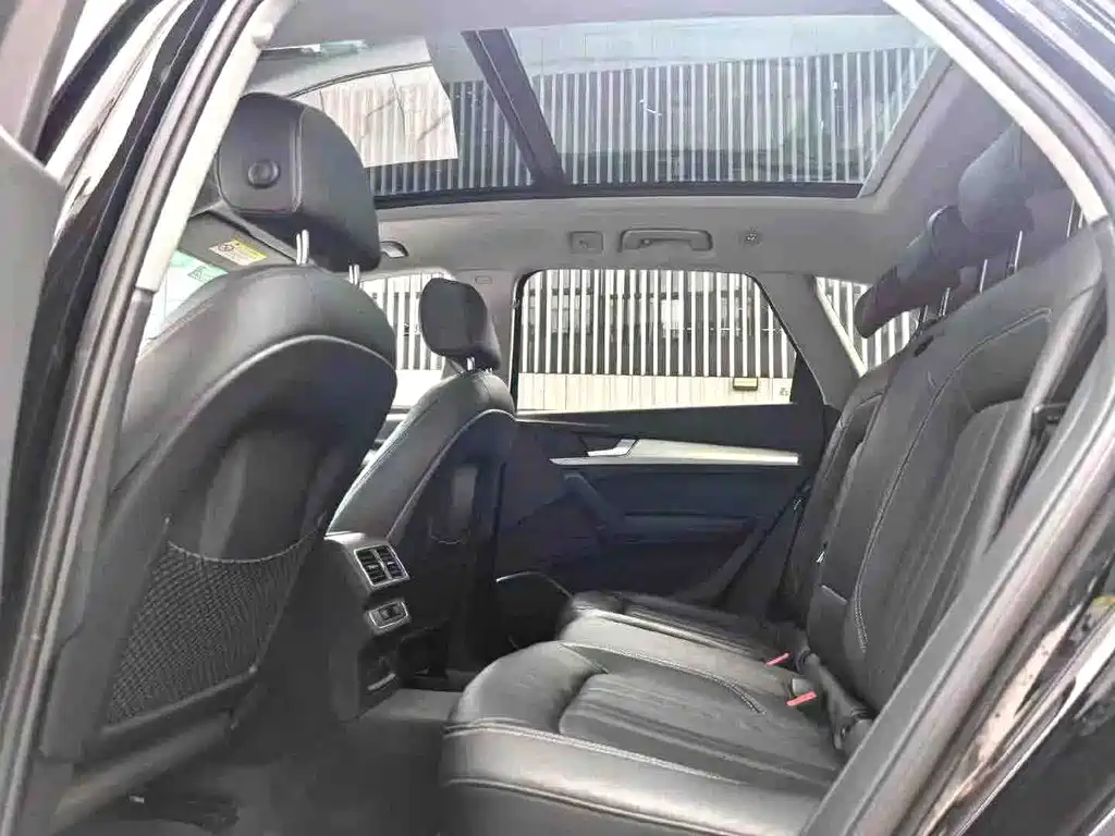 Audi Q5L — миниатюра 4