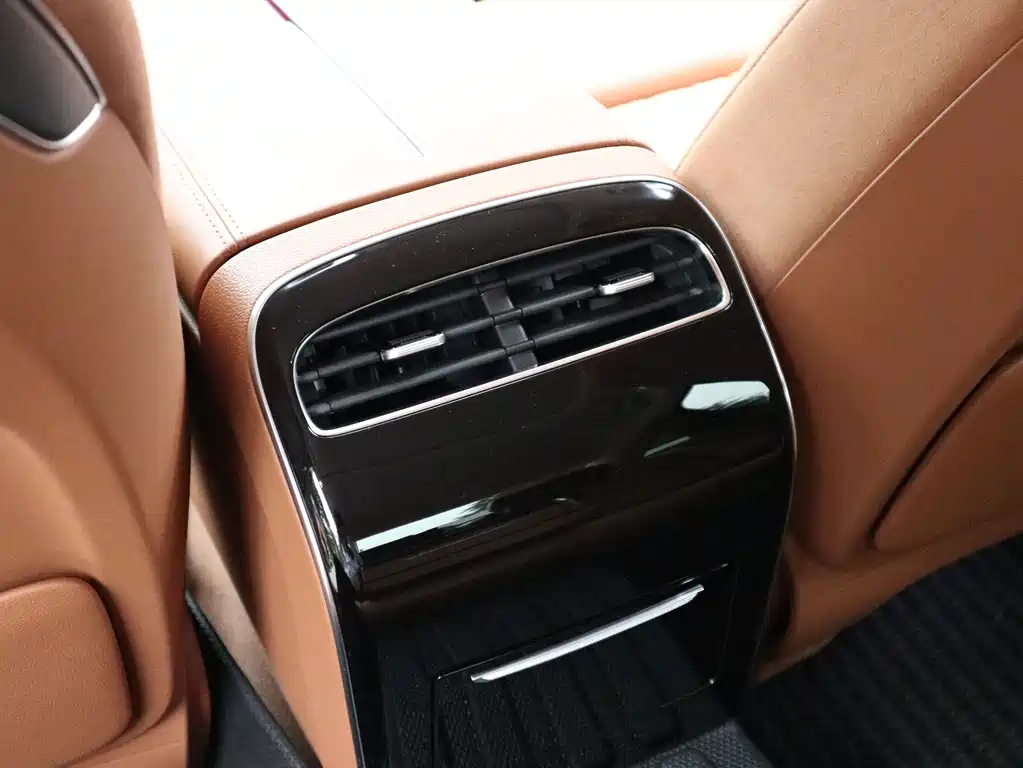 Hongqi Hongqi H9 — миниатюра 17