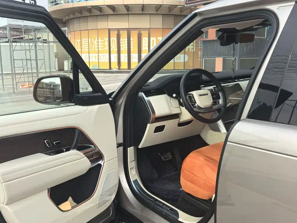 Land Rover Range Rover — миниатюра 4