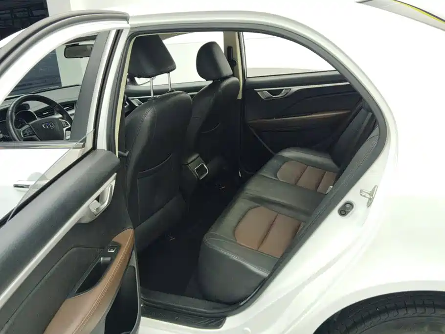 Geely Vision — миниатюра 11