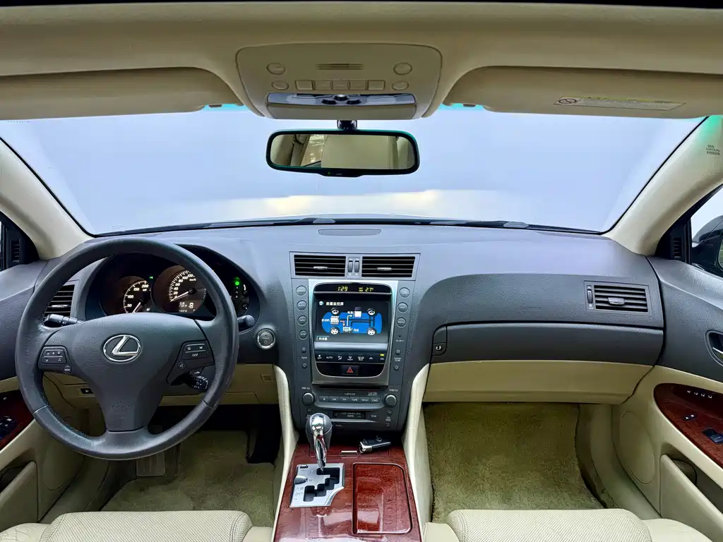 Lexus GS 2010 450h