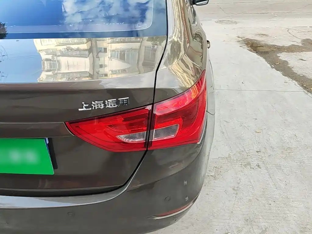 Buick Excelle — миниатюра 8