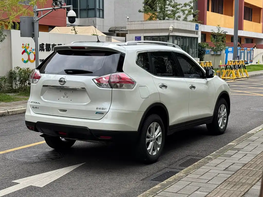 Nissan X-Trail — миниатюра 11