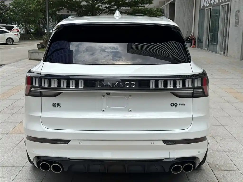 Lynk & Co 09 EM-P 2021 2.0T PHEV Ultra мест