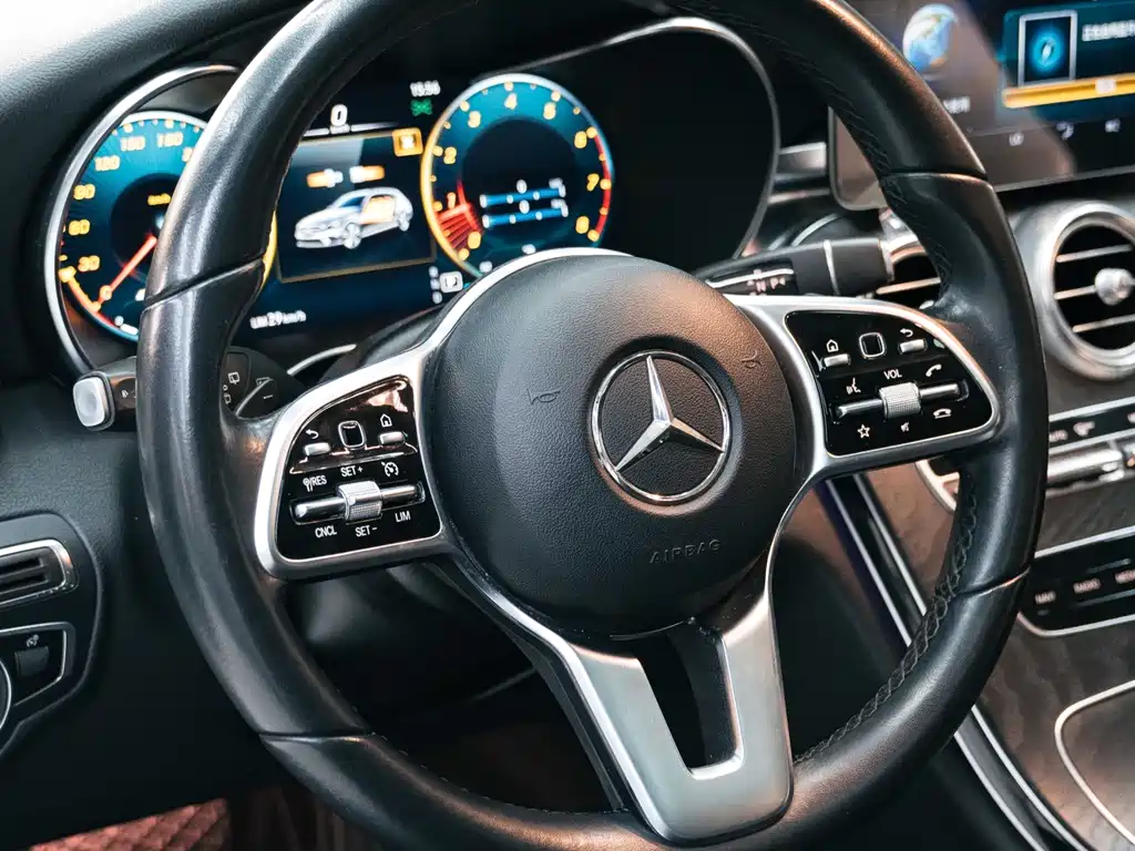Mercedes-Benz C-Class (Import) — миниатюра 16