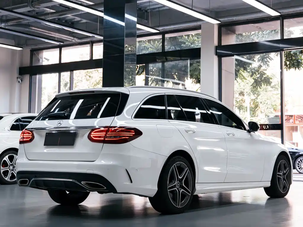 Mercedes-Benz C-Class (Import) — миниатюра 3