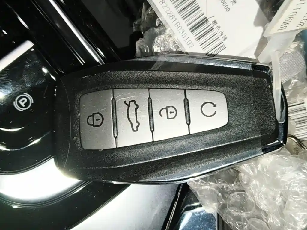 Geely Boyue L — миниатюра 9