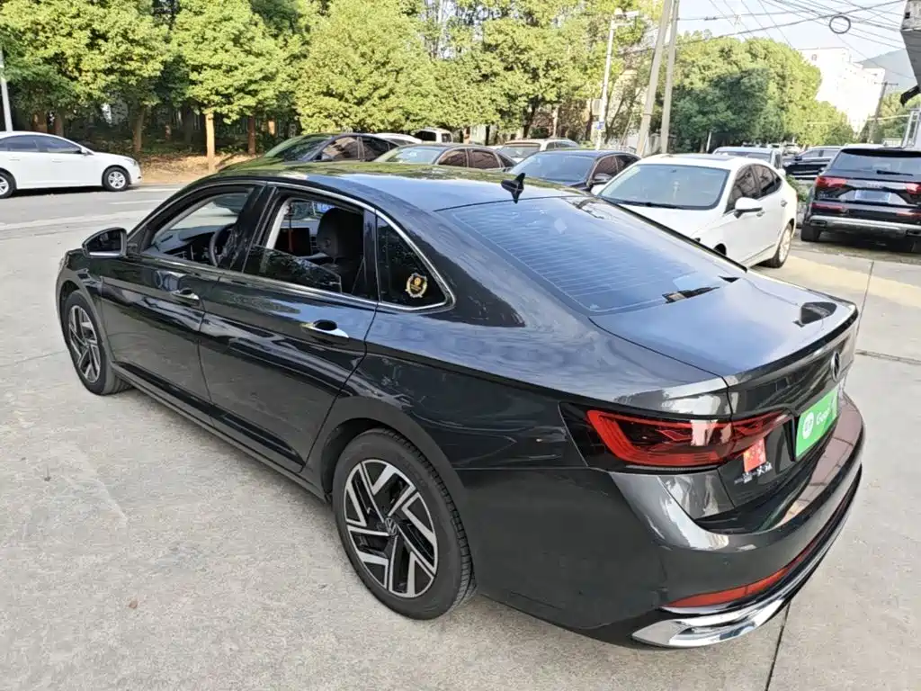 Volkswagen Sagitar — миниатюра 5