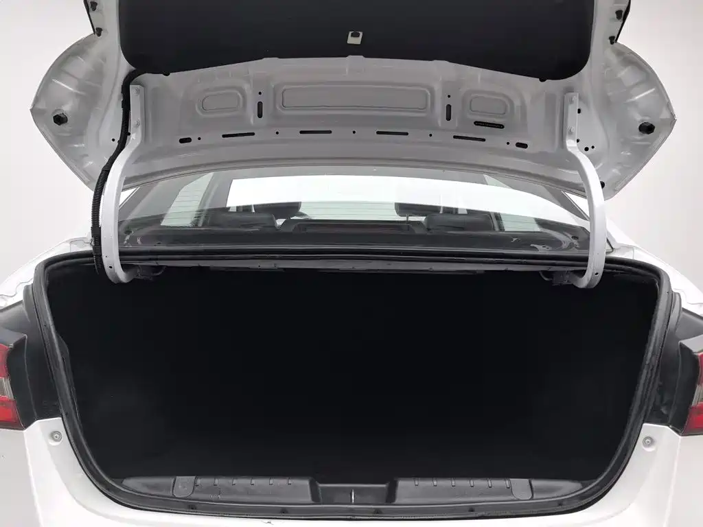 Chery Arrizo 5 — миниатюра 16