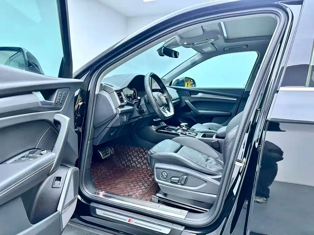 Audi Q5L — миниатюра 9