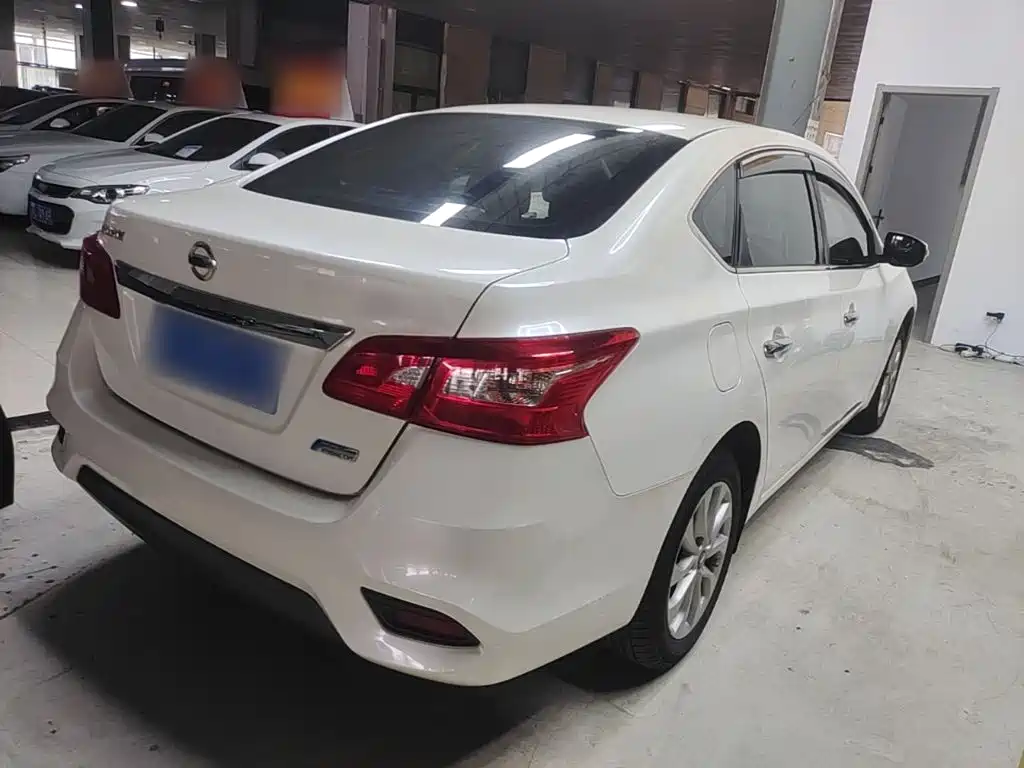 Nissan Sylphy — миниатюра 7