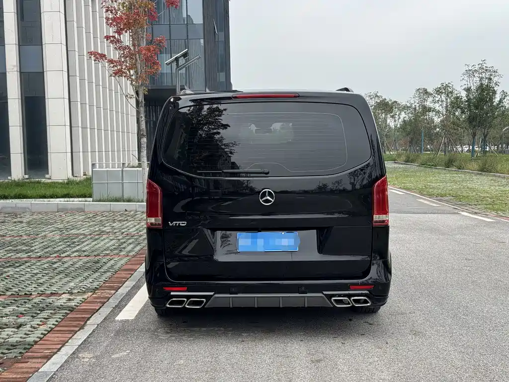MERCEDES-BENZ VITO