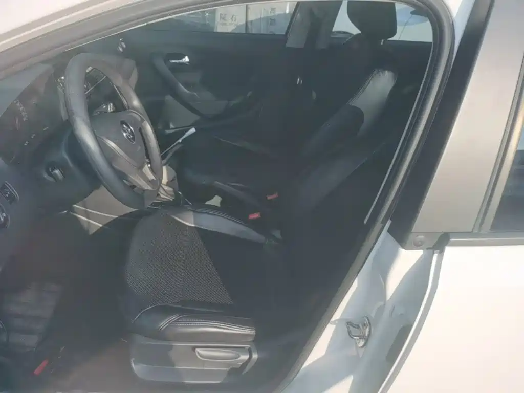 Volkswagen Polo — миниатюра 15