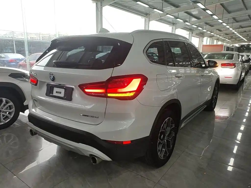 BMW X1 — миниатюра 7