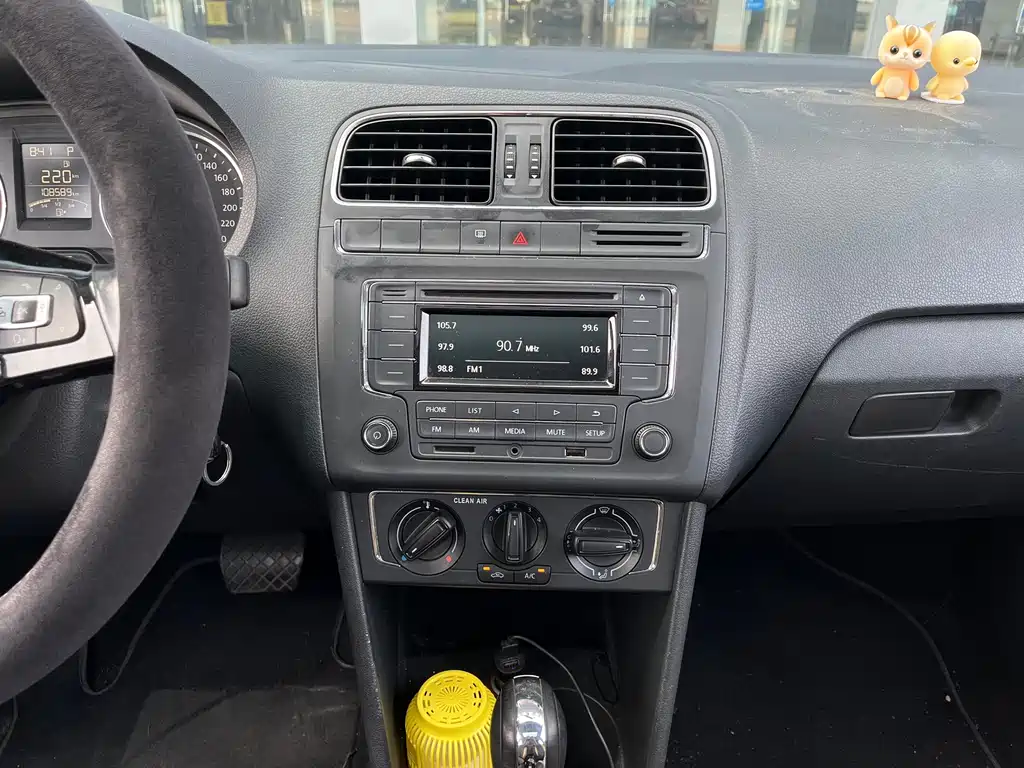 Volkswagen Polo — миниатюра 17