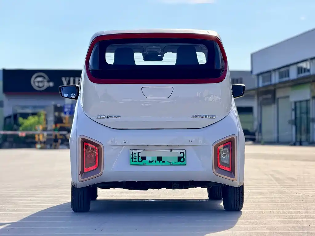 Baojun E200 — миниатюра 5