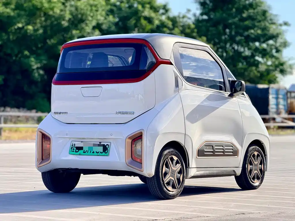 Baojun E200 — миниатюра 6