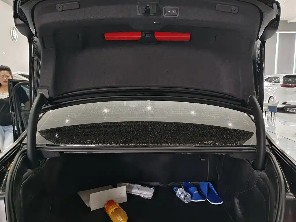 Audi A6L — миниатюра 10