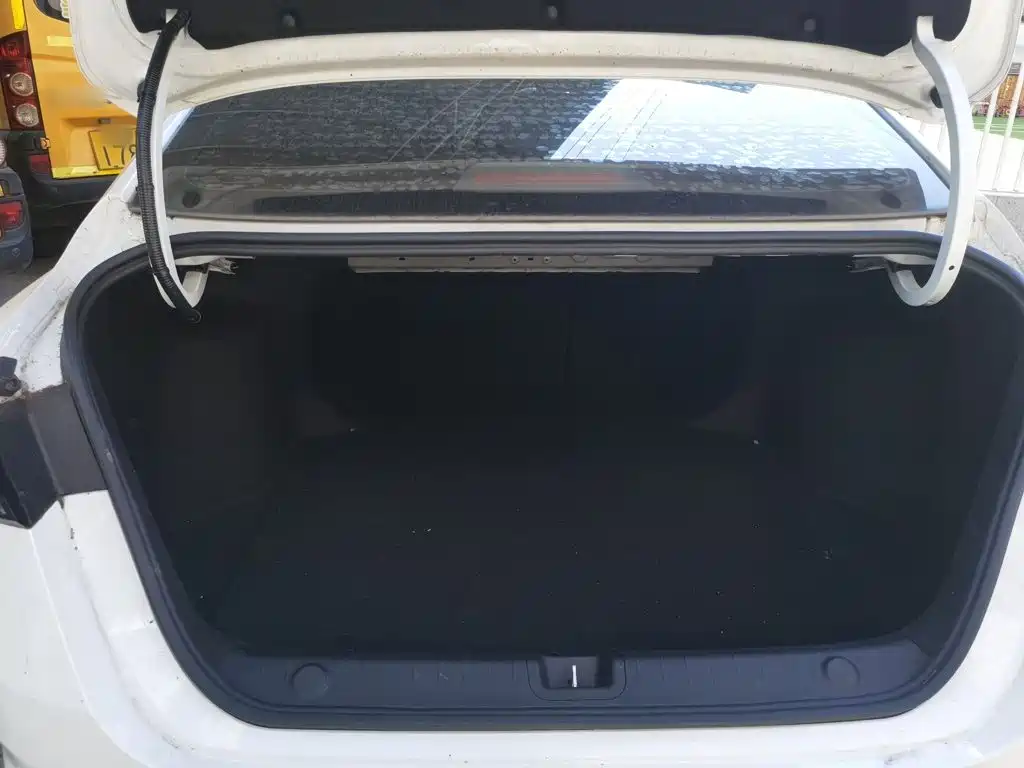 Geely Binrui — миниатюра 15
