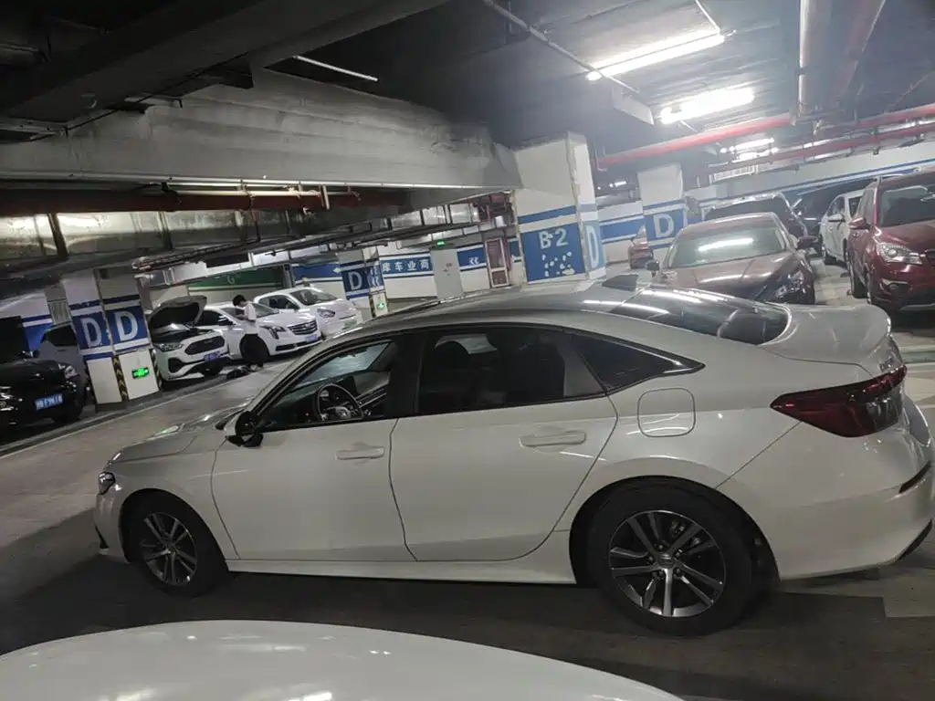 Honda Civic — миниатюра 5
