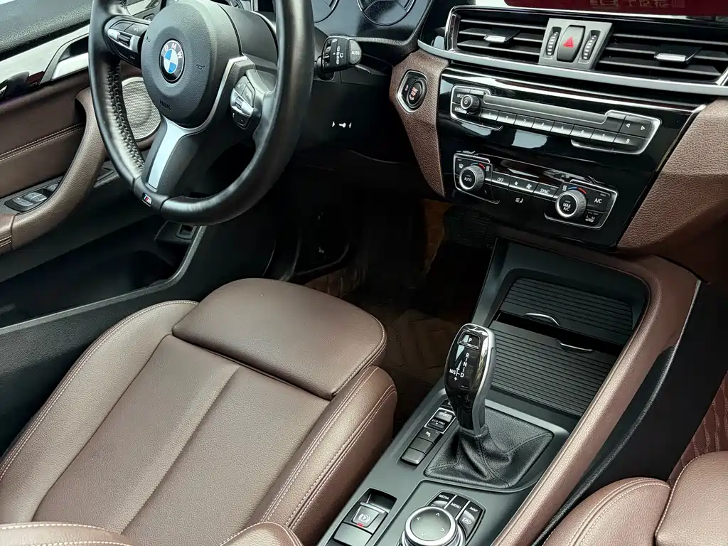 BMW X1 — миниатюра 10