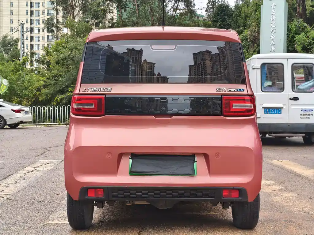 Wuling MINIEV — миниатюра 7