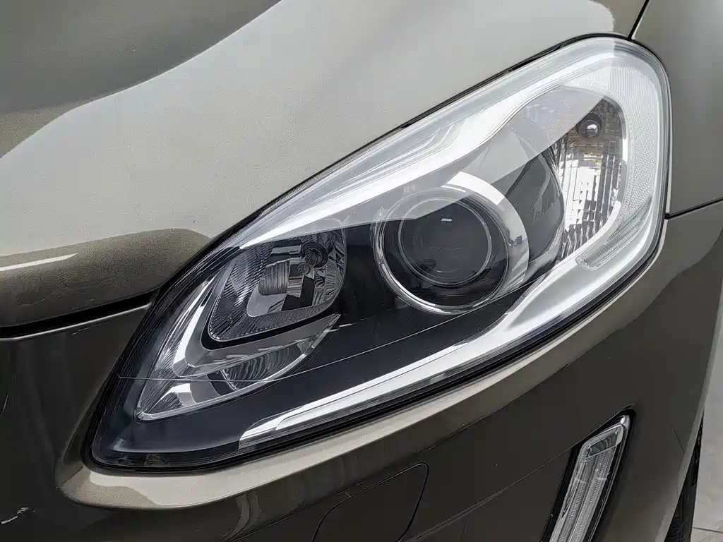 Volvo XC60 — миниатюра 7