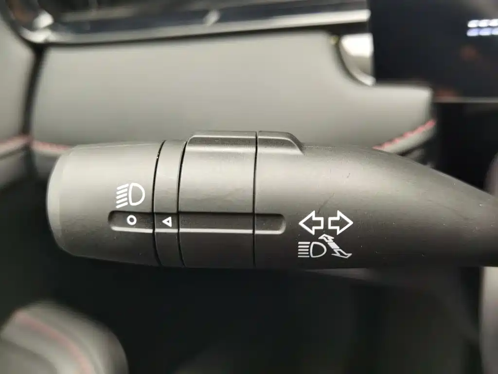 Roewe i5 — миниатюра 21