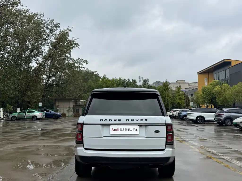 Land Rover Range Rover — миниатюра 5