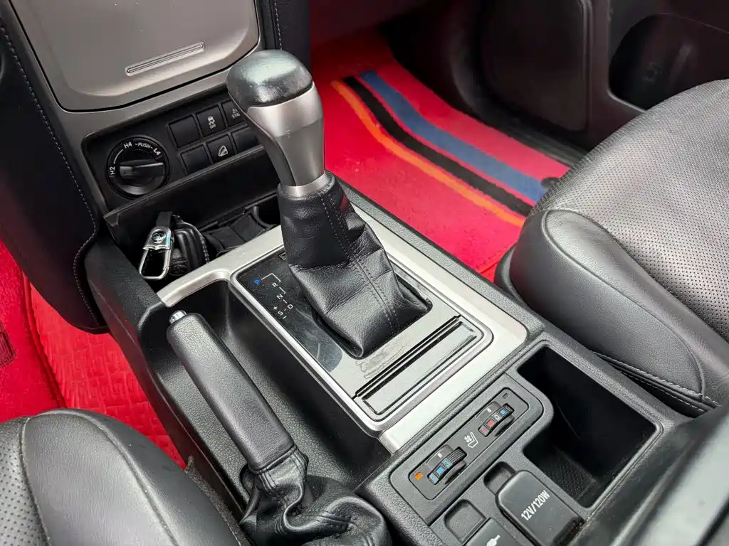 Toyota Prado — миниатюра 9