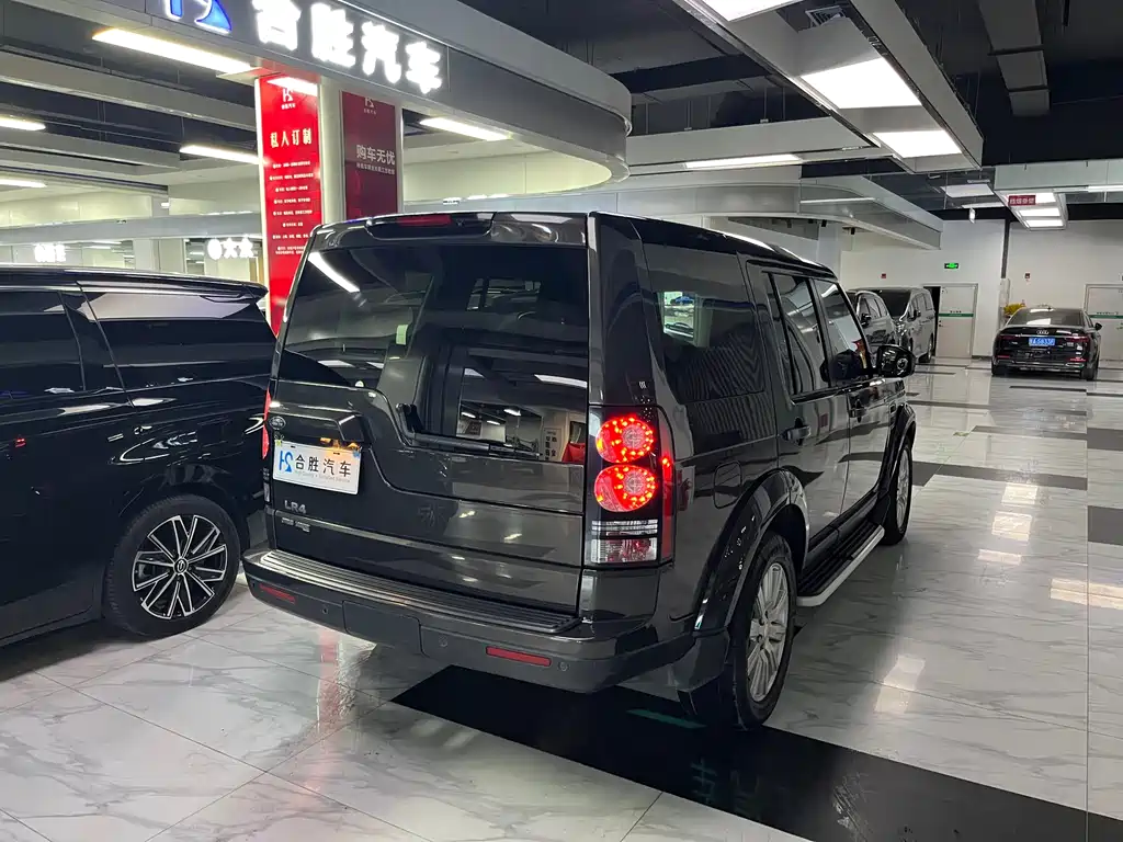 Land Rover Discovery 2015 3.0 SC V6 SE