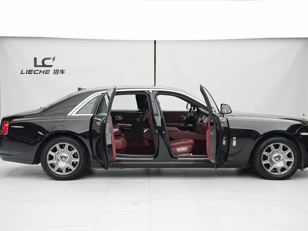 Rolls-Royce Ghost — миниатюра 4