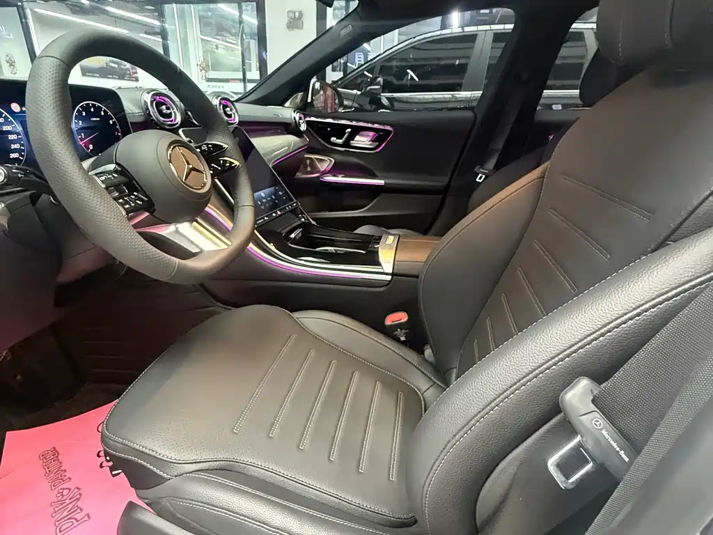 Mercedes-Benz C-Class — миниатюра 4