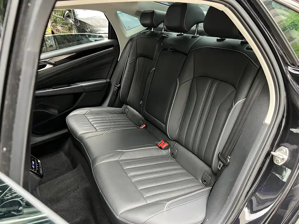 Volkswagen Passat — миниатюра 9